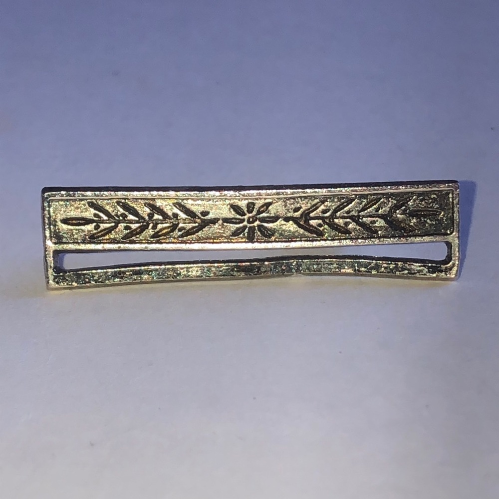 Vintage Silver Tone Decorative Bar Pin